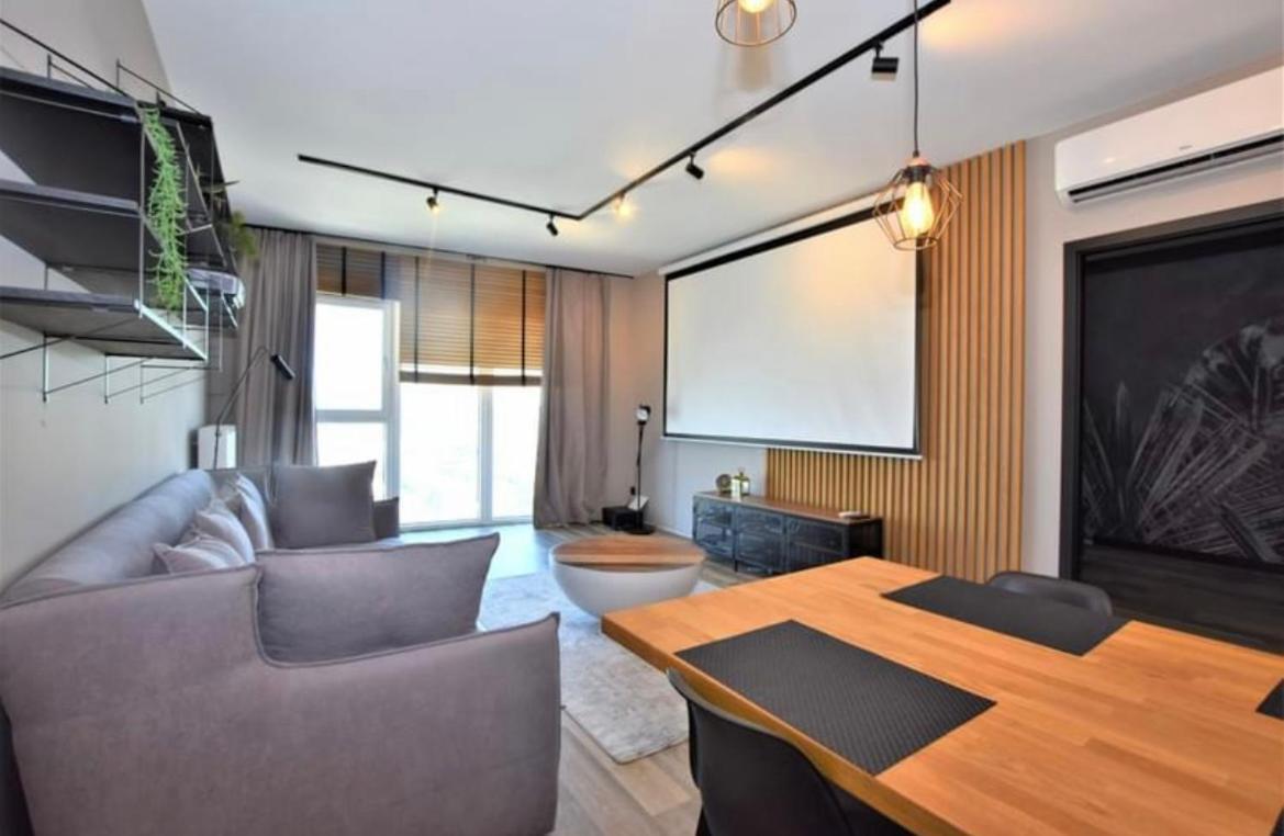 21St Floor Capital Apartment 热舒夫 外观 照片